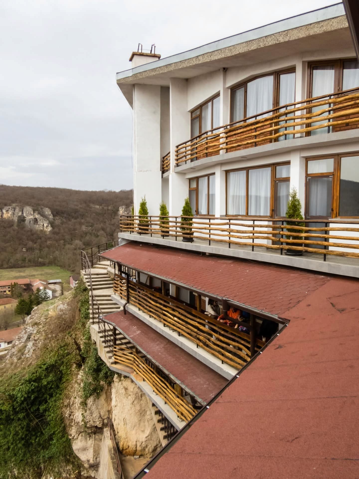 Karlukovo Cliff Adventure Retreat — снимка 4