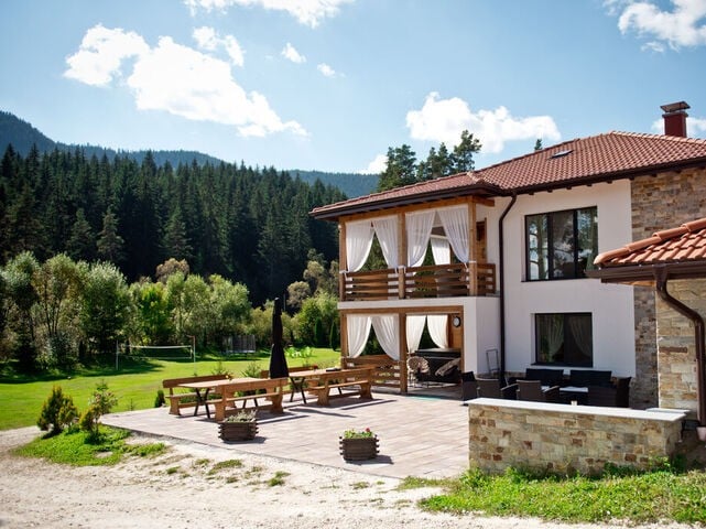 Lakeside Lodge · Western Rhodopes — снимка 1