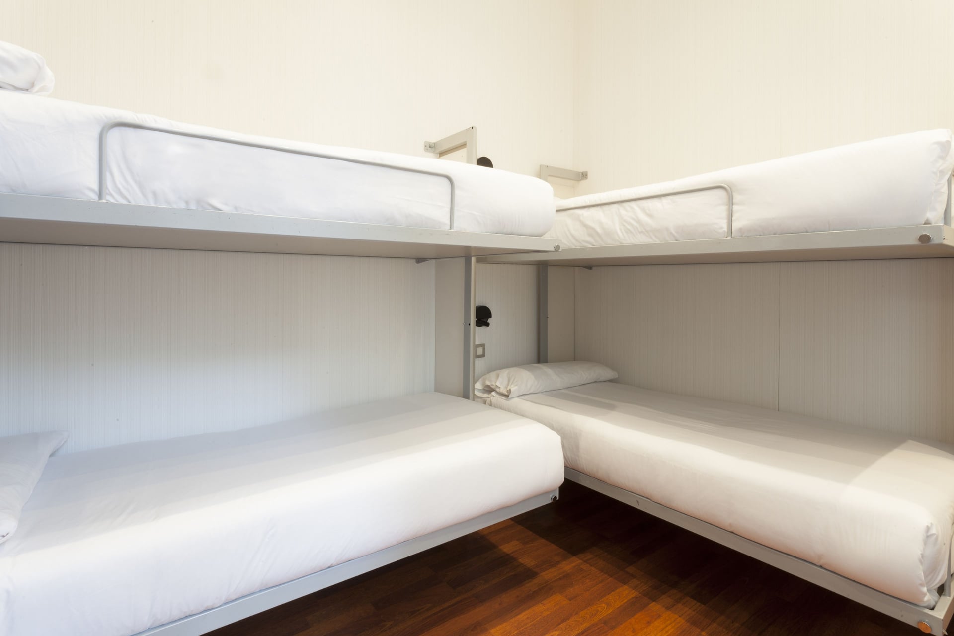 Barcelona Old Town Retreat — снимка 4