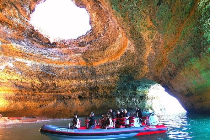Ocean Adventure and Team Exploration in Albufeira — photo 3
