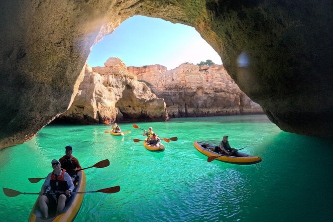 Kayak Adventure and Team Bonding in Benagil Cave with 4K Memories — photo 3
