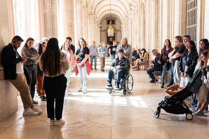 Madrid: Team Adventure at the Royal Palace with Fast-Track Access — снимка 2
