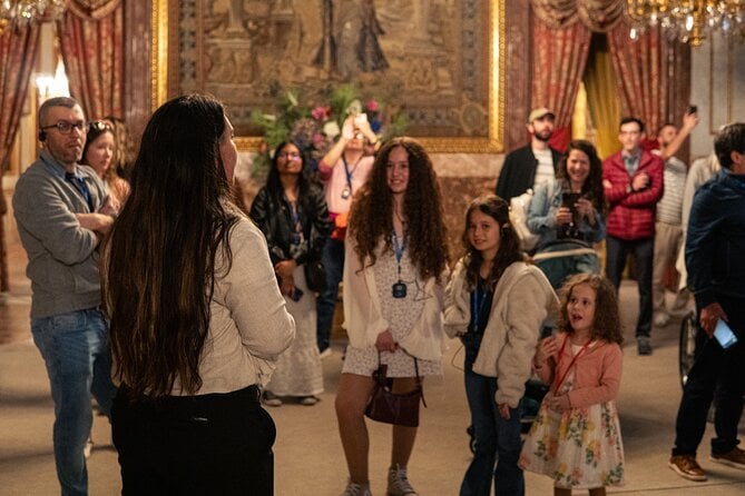 Madrid: Team Adventure at the Royal Palace with Fast-Track Access — снимка 3