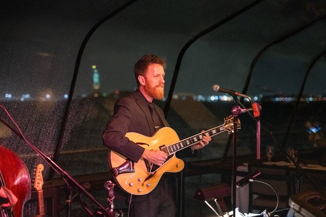 City Cruises New York: Bateaux Premier Dinner Cruise — снимка 4