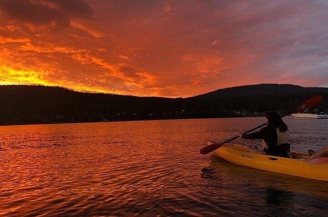 Sunset Kayak Experience in South Lake Tahoe — снимка 4