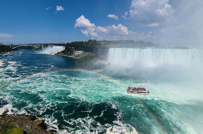 Niagara Falls 1 Day Tour from NYC with Maid of the Mist Boat Ride — photo 3